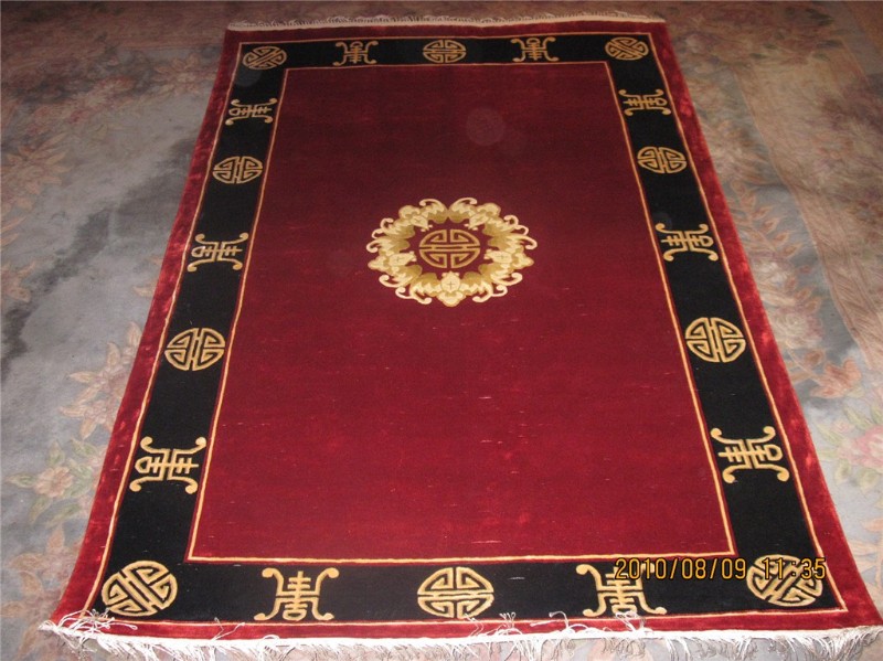 Chinese design hand knotted artificial silk carpet