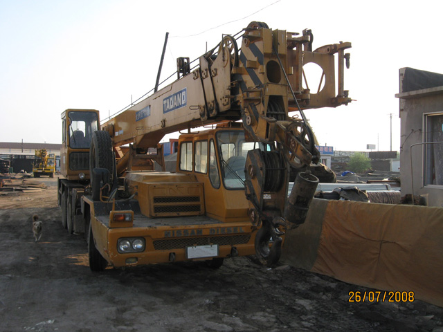 used Tadano 25 ton Crane TL250E