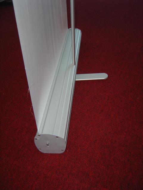 retractable banner stand 