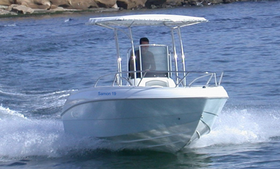 550 center console - speed boat