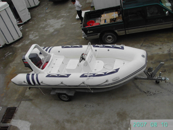 RIB boat- center console5.2m