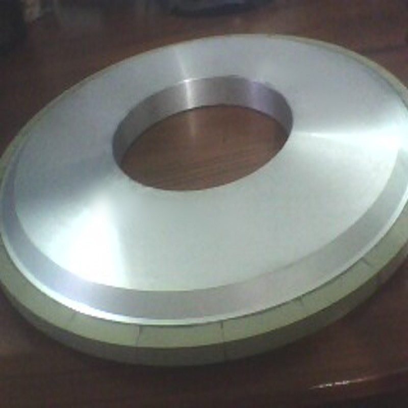 Vitrified diamond grinding wheel for pcd material