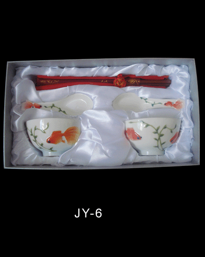 ceramic dinnerware