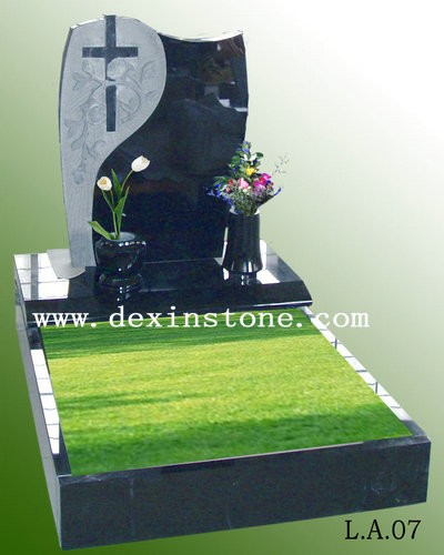 European style tombstone9