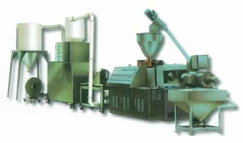 Plastic extruding granulation unit