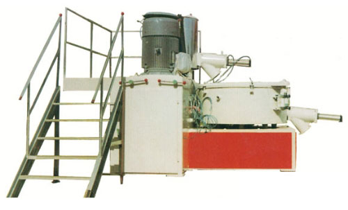 Plastic mixing unit