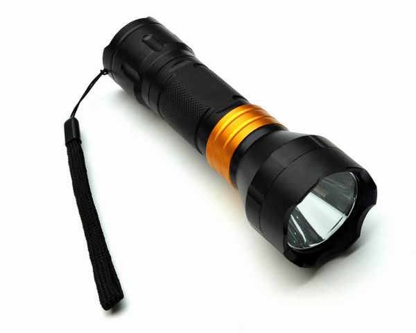 compact flashlight,camping lighting,light