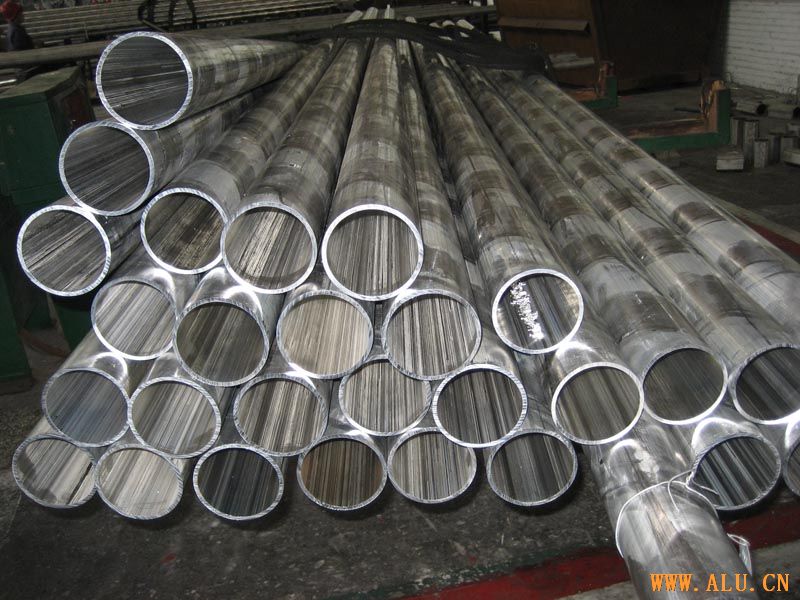 Round Aluminum Tubes