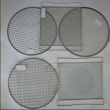 Barbecue grill wire netting