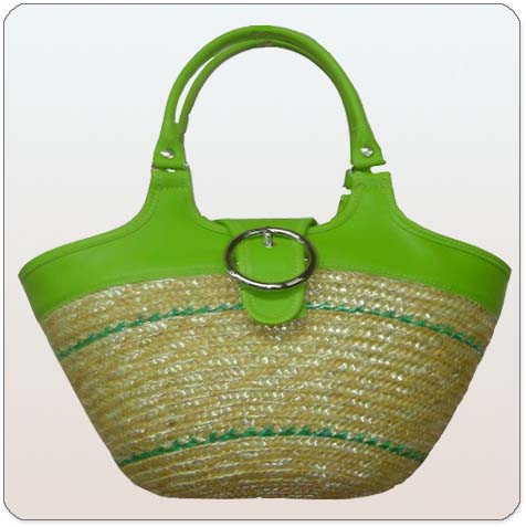 straw handbag