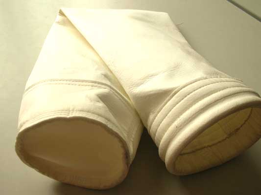 Polyester membrane filter bags