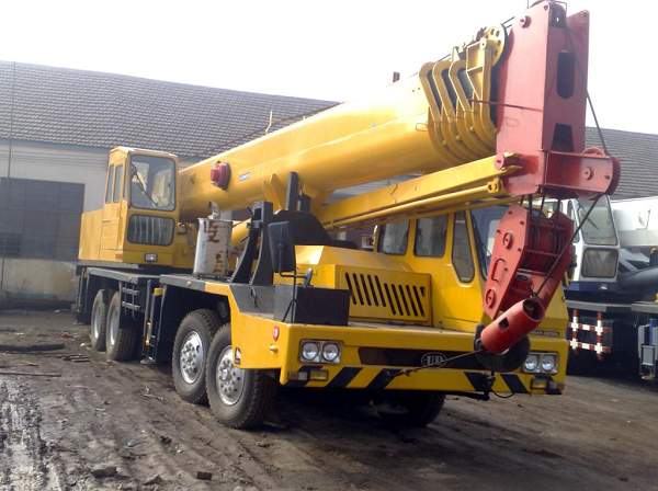 used 50t kato mobile crane