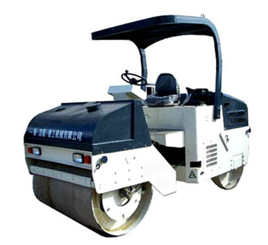 Compacting Roller