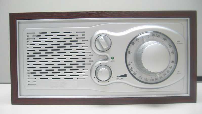 AM/FM Antique Radio