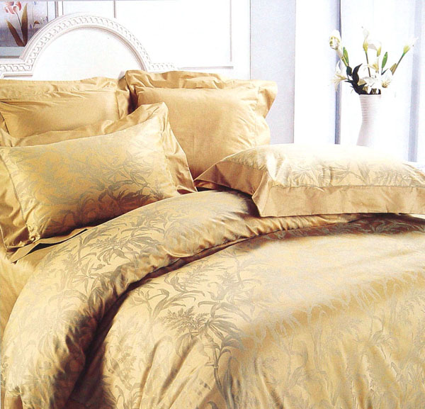 Jacquard bedding set