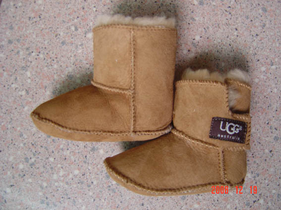 Sell ugg kids 5202