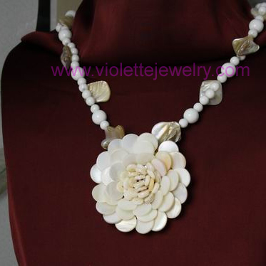 flower pendant shell necklace,shell jewelry