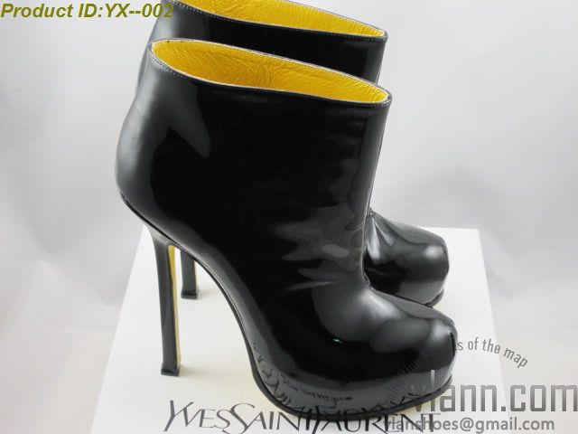 Yves Saint Laurent ankle bootie YX--002