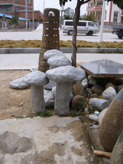  Mushroom stone