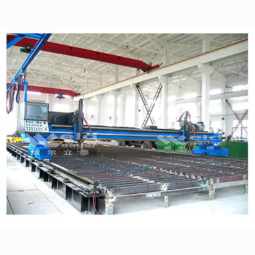 CNC Gas and Plasma Cutting Machine