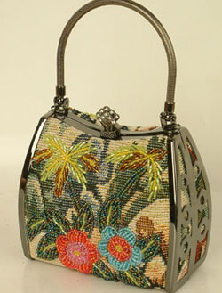 Handbag (Bead embroidery handicraft)