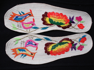 Embroidery insole