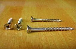 Chipboard screws