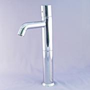 Kitchen faucets & mixers