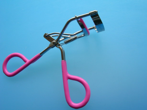 eyelash curler