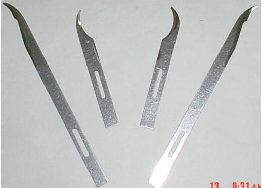 stitch cutting blade