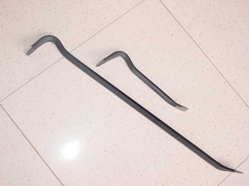 W-01 wrecking bar, pry bar