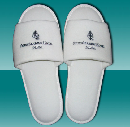 velwet hotel slipper