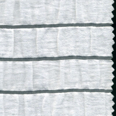 Single gauze horizontal striped