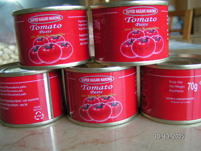 canned tomato paste