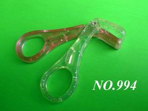 Eyelash curlers