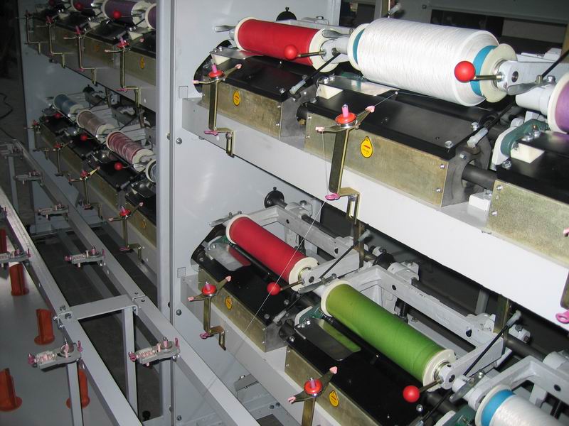 Bobbin winding machine