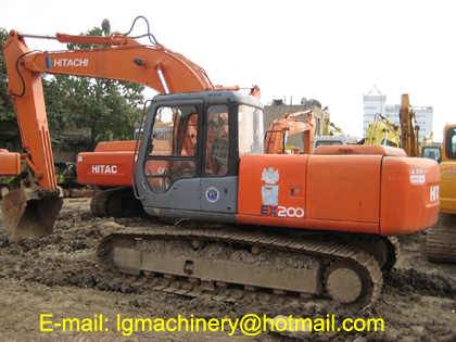 used excavator HITACHI EX200-3