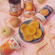 Canned fruit 