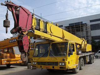 Used 30 ton Kato Crane Original from Japan NK300