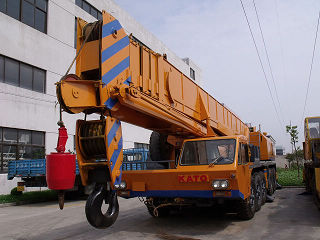 Used kato crane NK1000E japanese crane