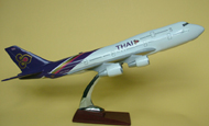 airplane model B747-400 THAI