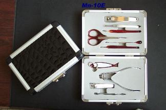 Manicure Kits & Pedicure Kits