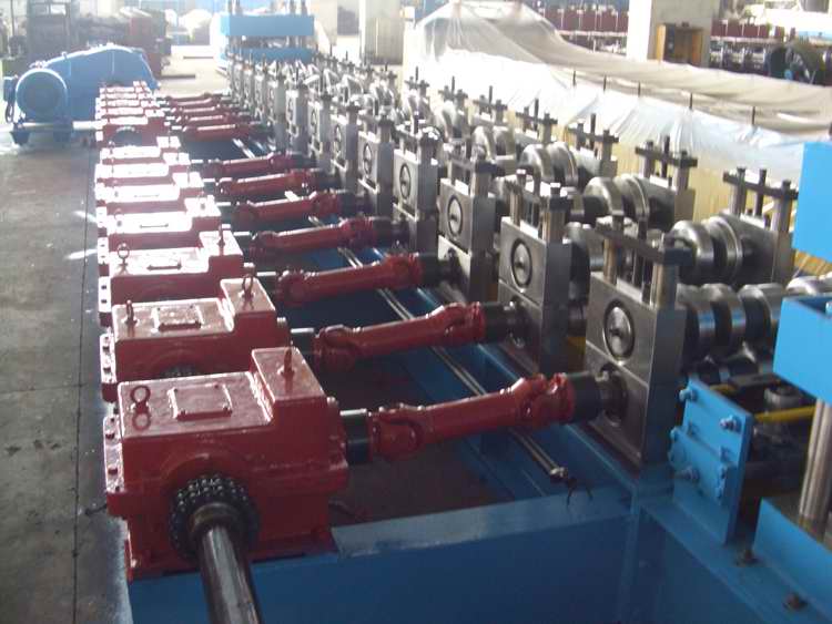 guardrail forming equipment