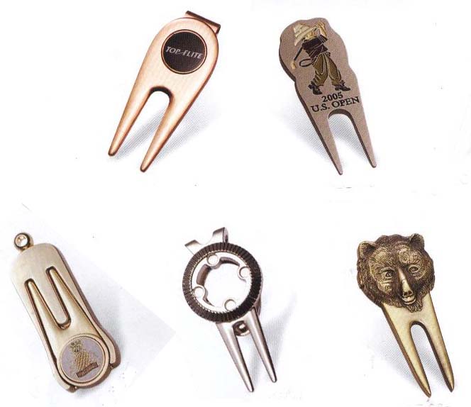 golf divot tool