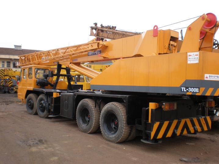 used Japanese mobile crane 30t