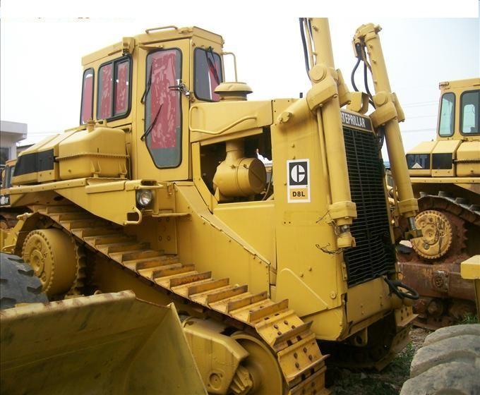 used CAT bulldozer D8L