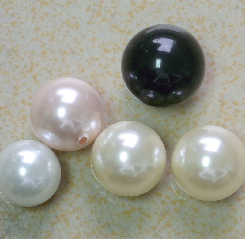 Faux pearl beads