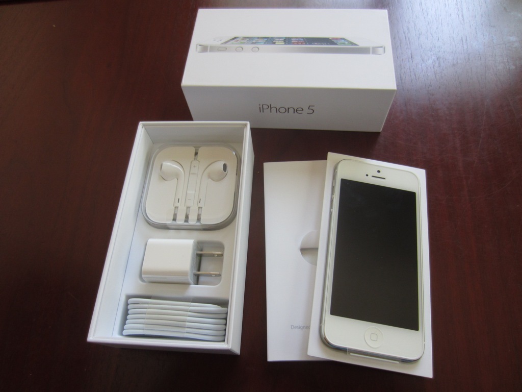 New lphone unlcoked with warranty 