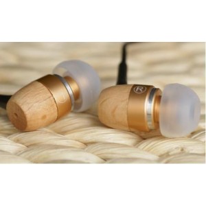 In ear type wood earphone