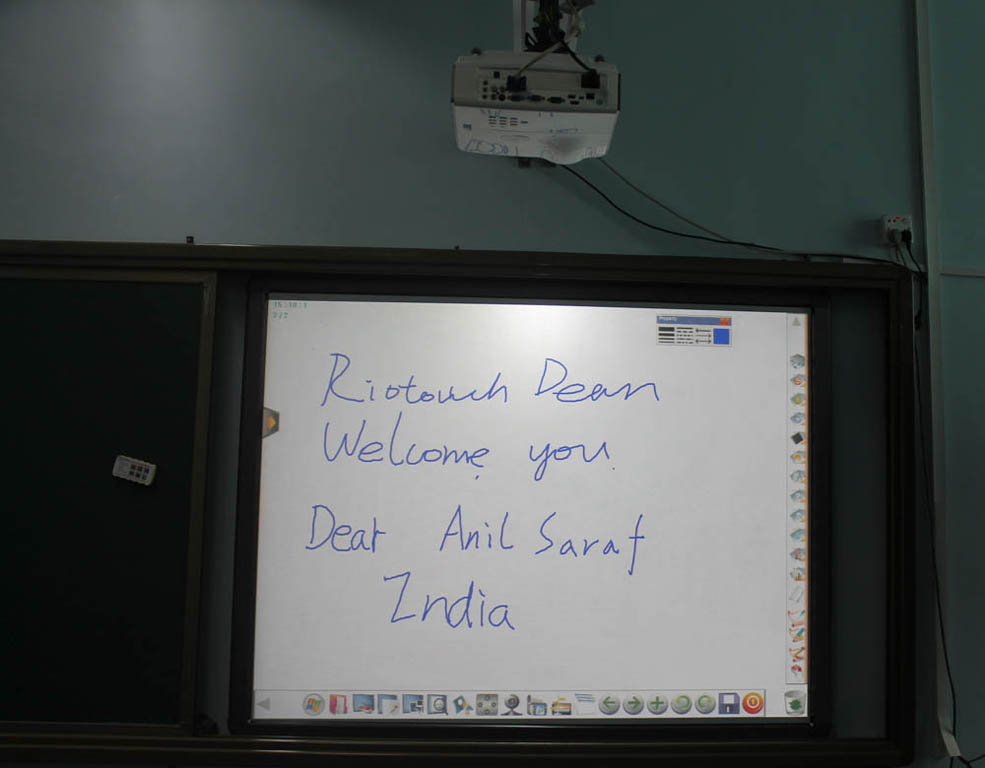 IR Dual touch smart board for classroom